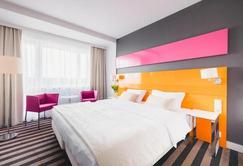 اتاق استاندارد با تخت بزرگ, Metropol Hotel Katowice