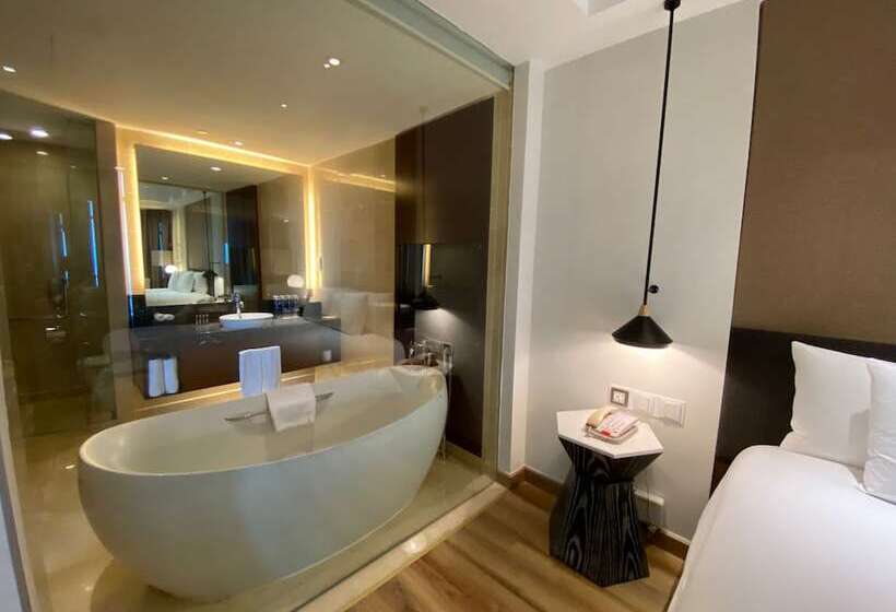 اتاق لوکس, Sheraton Hanoi West