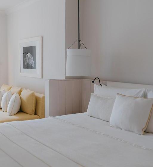 سوییت جونیور با چشم‌انداز استخر, Lux Belle Mare Resort & Villas