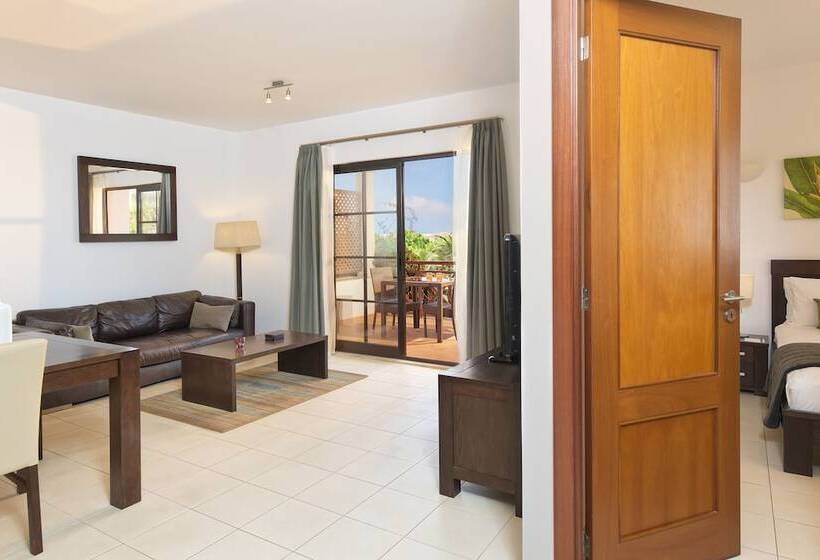 سوییت, Melia Tortuga Beach   All Inclusive