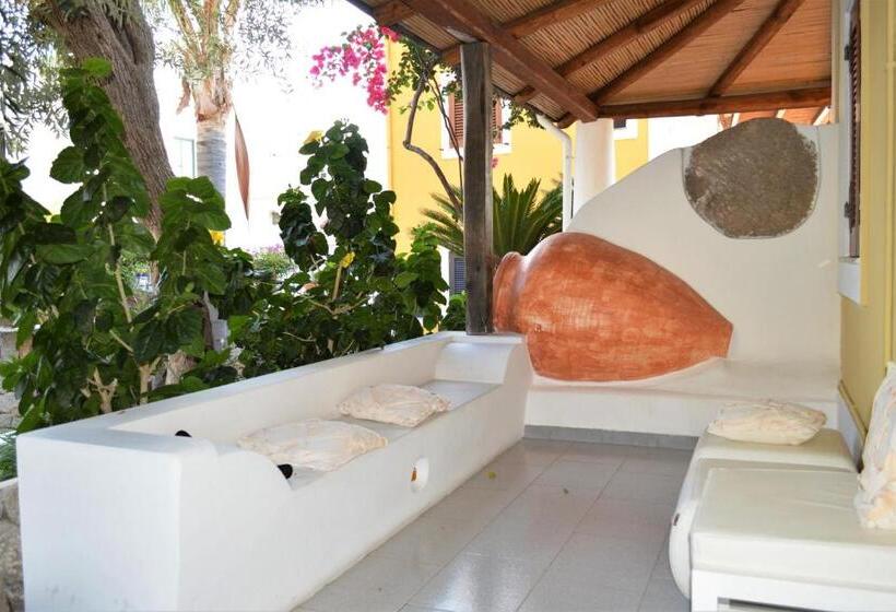 اتاق استاندارد سه نفره, Oasi