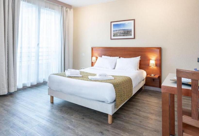استودیوی استاندارد, Residhotel Grenette