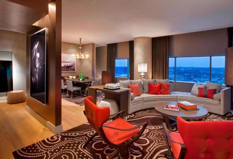 Suite Presidencial, W Austin