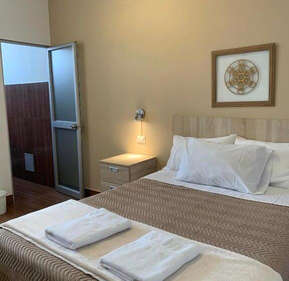اتاق لوکس, Renace Suites