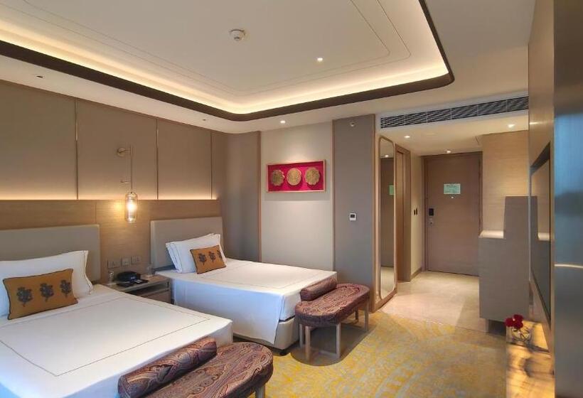 Номер Deluxe Вид на Озеро, Taj Lakefront Bhopal