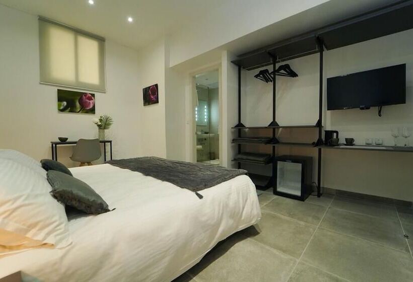 اتاق استاندارد, Guest House Capital Inn