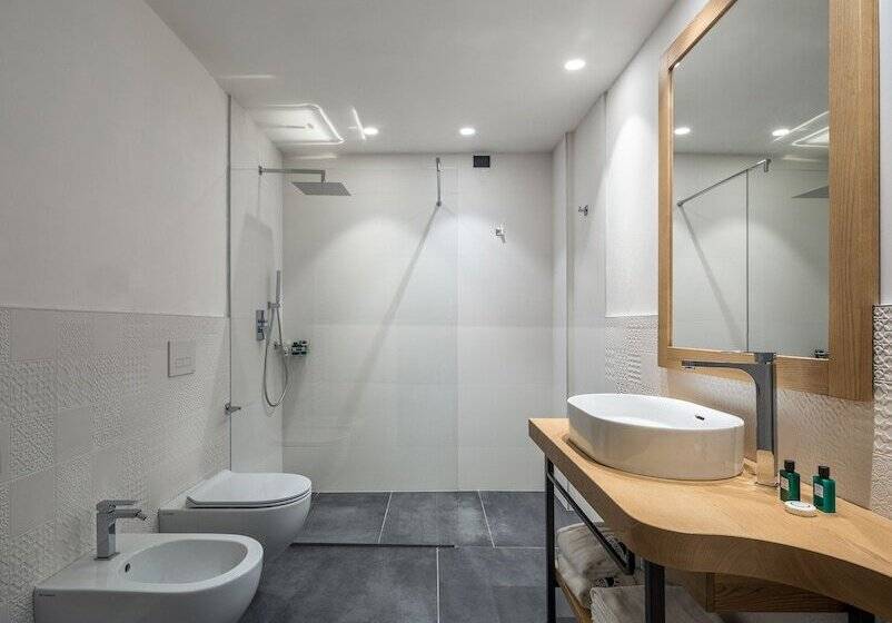 شقة غرفة نوم واحدة مزودة بشُرفة, Aris Apartments & Sky Pool   Tonelli Hotels   Adult Friendly