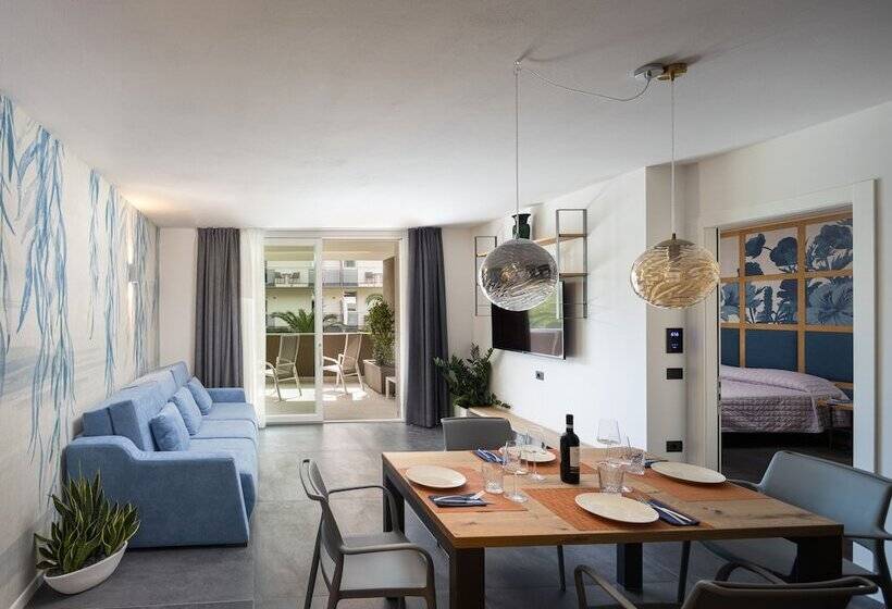 شقة غرفتين نوم مزودة بشُرفة, Aris Apartments & Sky Pool   Tonelli Hotels   Adult Friendly