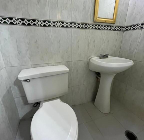 اتاق استاندارد, Paris