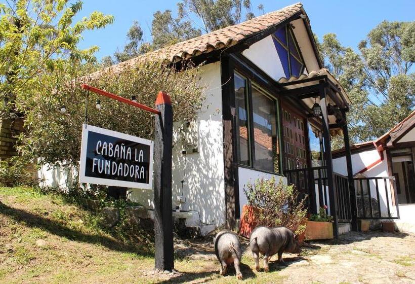 샬레, El Hostel Granjero