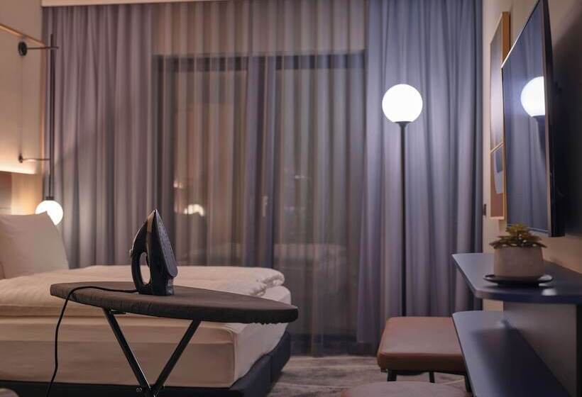 استودیوی استاندارد, Adina Apartment Hotel Wiesbaden