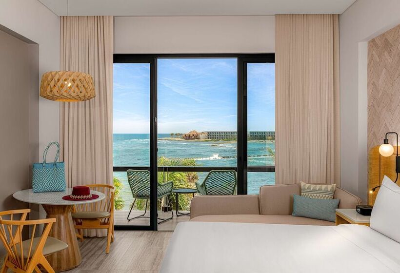 带大床的套房, Hilton Tulum Riviera Maya Allinclusive Resort