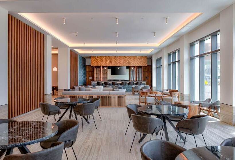 带大床的俱乐部房间, Hilton Tulum Riviera Maya Allinclusive Resort