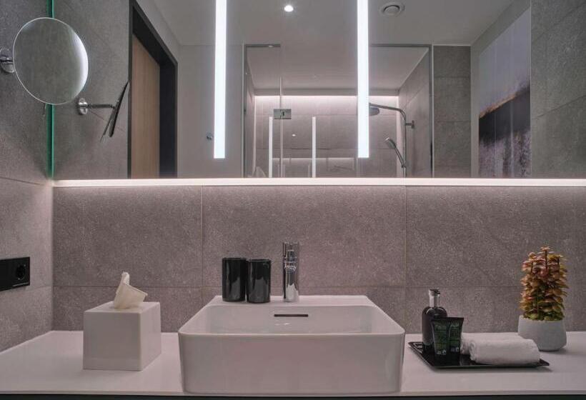 استودیوی استاندارد, Adina Apartment Hotel Wiesbaden