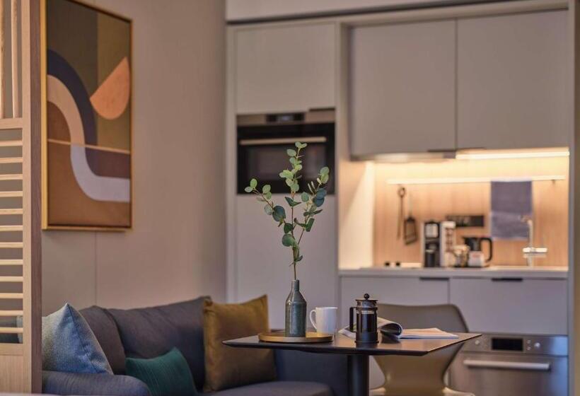 اتاق خانوادگی, Adina Apartment Hotel Wiesbaden