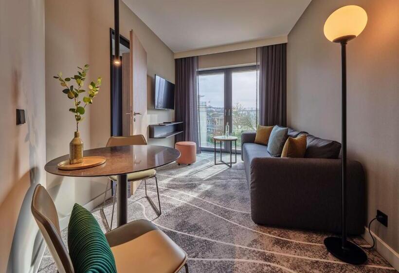 اتاق خانوادگی, Adina Apartment Hotel Wiesbaden
