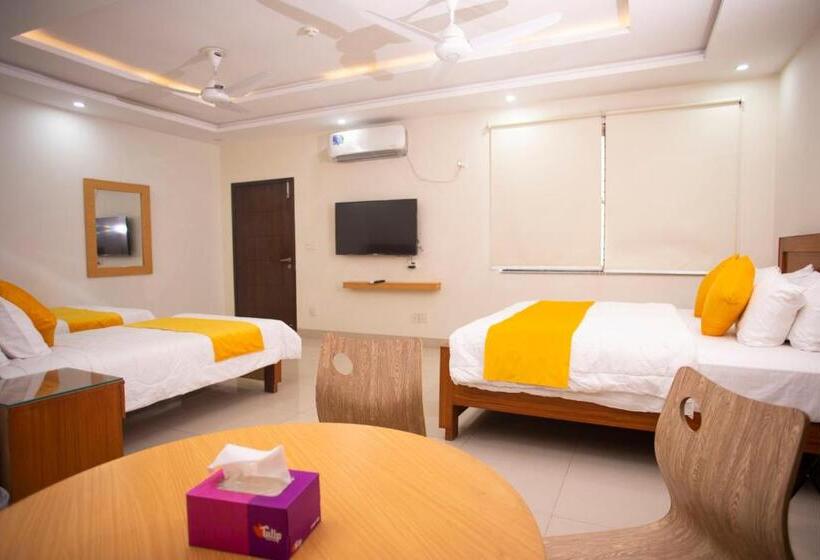 استودیو خانوادگی, Maati Spaces   Studio Apartments