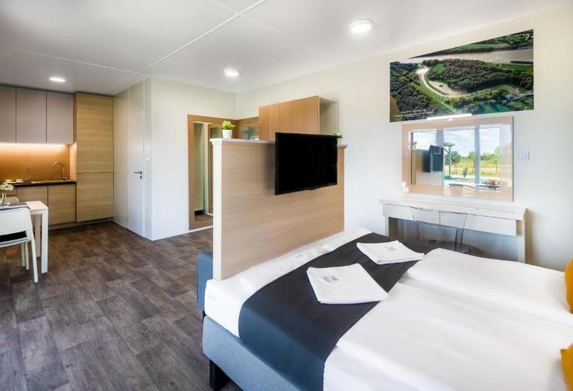 Люкс Повышенной Комфортности, Tisza Tó Apartmanpark