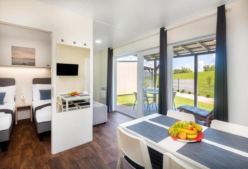 Люкс с гидромассажем, Tisza Tó Apartmanpark