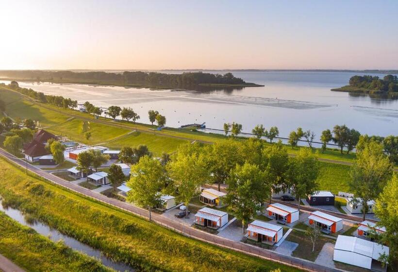 Люкс Повышенной Комфортности, Tisza Tó Apartmanpark