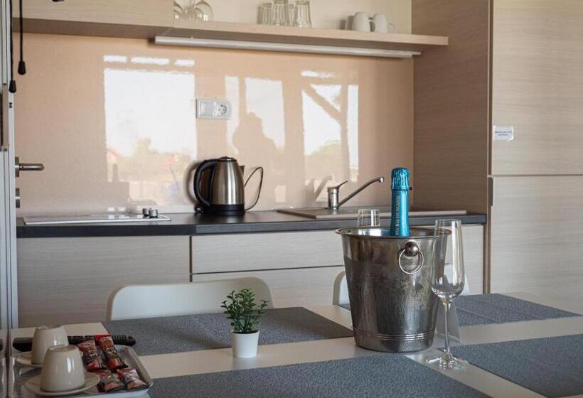 Люкс с гидромассажем, Tisza Tó Apartmanpark