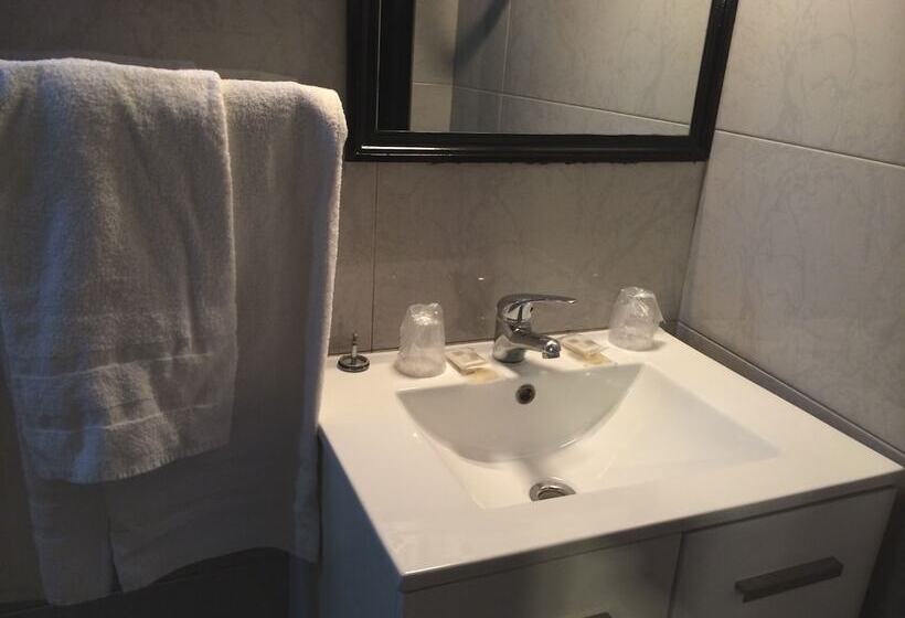 スタンダードシングルルーム, Hipotel Paris Voltaire Bastille