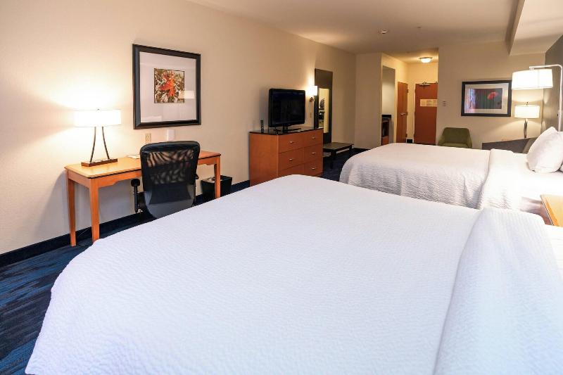 Suite Przystosowany dla Osób Niepełnosprawnych, Holiday Inn Express & Suites Knoxville Farragut, An Ihg