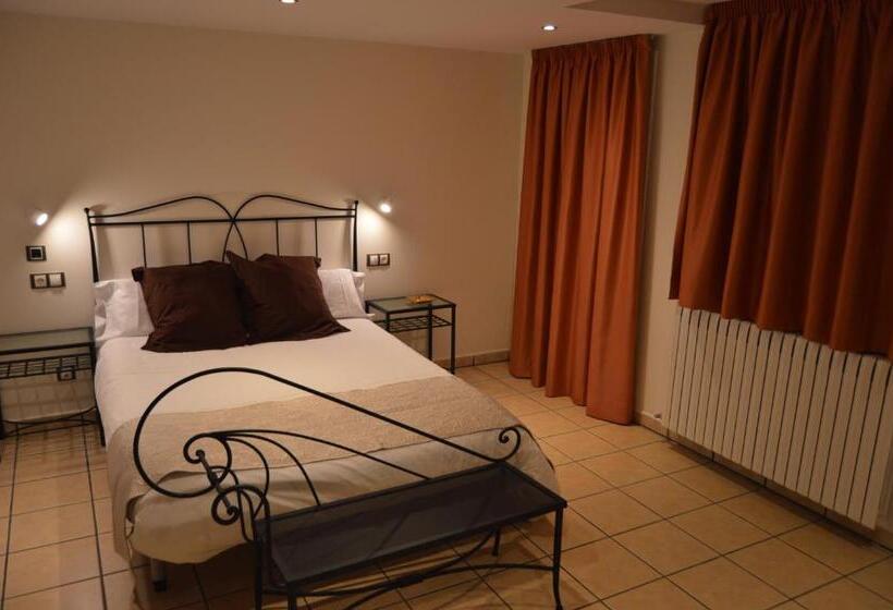 اتاق استاندارد با چشم‌انداز کوهستان, Parador De Canolich   Only Adults