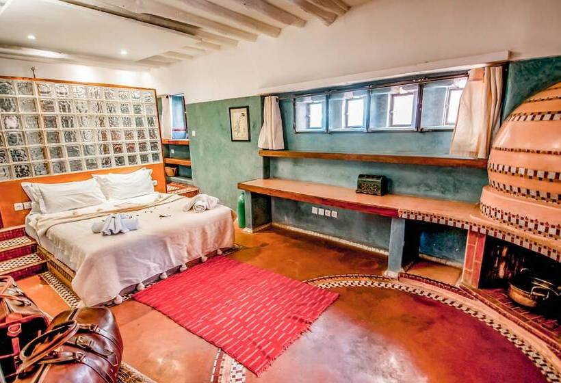 اتاق سوپریور, Riad Chorfa