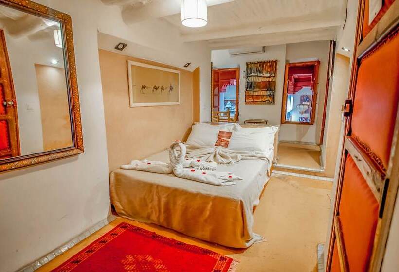اتاق سوپریور, Riad Chorfa
