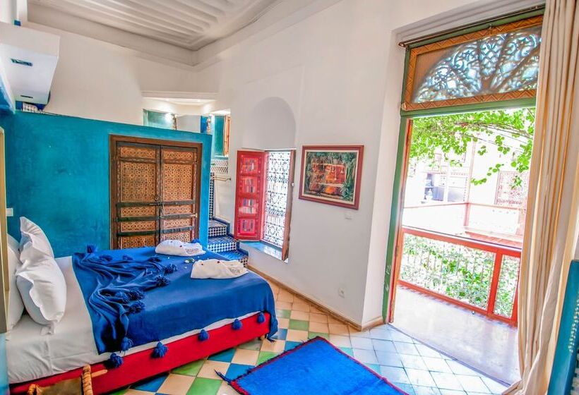 سوییت, Riad Chorfa