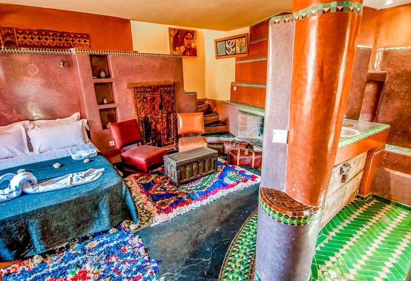سوییت, Riad Chorfa
