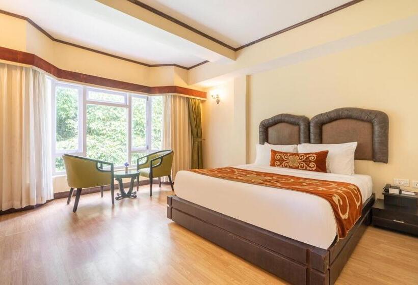 اتاق لوکس, Summit Lillium Hotel & Spa