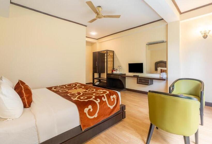 اتاق لوکس, Summit Lillium Hotel & Spa