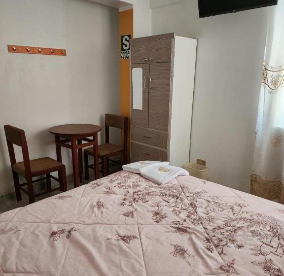 اتاق استاندارد, Hostal Capac