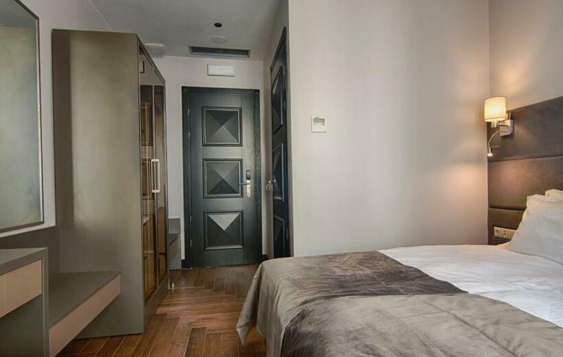 اتاق استاندارد, Grand Hotel Roxolana