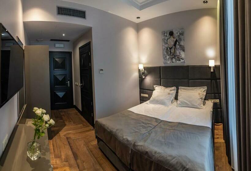 اتاق استاندارد, Grand Hotel Roxolana