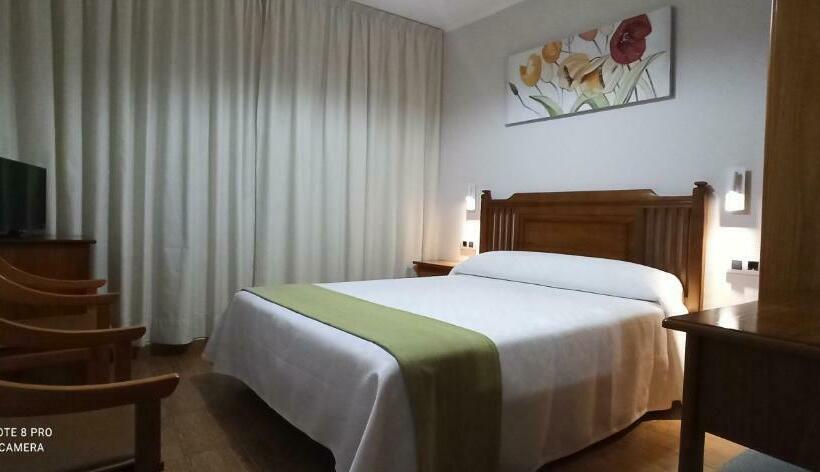 스탠다드 룸, Hostal Rivas