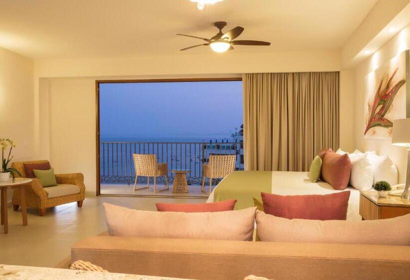 سوییت جونیور با چشم‌انداز دریا, Almar Resort Luxury Lgbt Beach Front Experience
