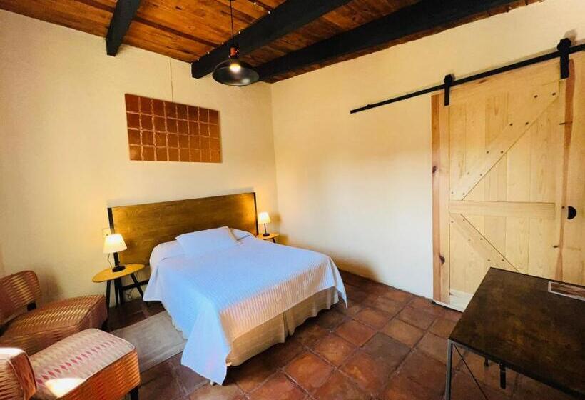 标准间, Parador Vernal
