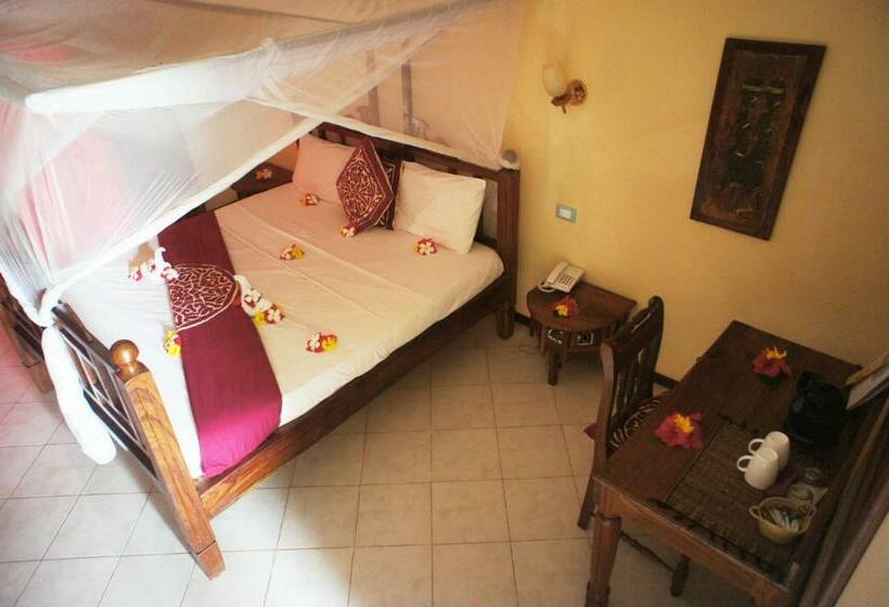 اتاق استاندارد با چشم‌انداز باغ, Uroa Bay Beach Resort