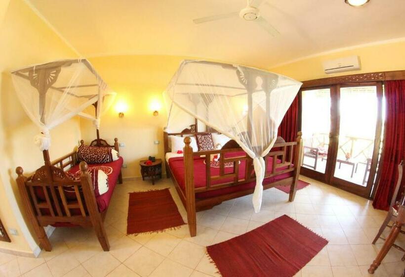 اتاق استاندارد سه تخته با چشم‌انداز باغ, Uroa Bay Beach Resort