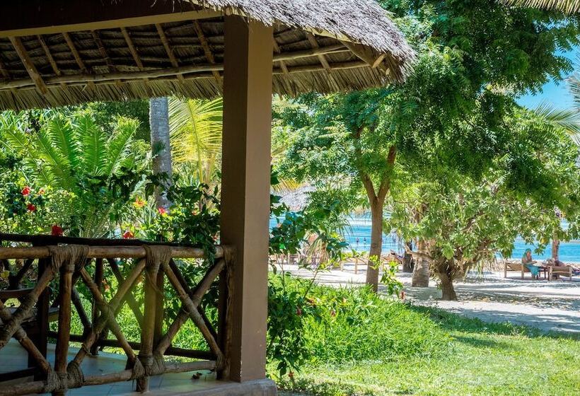 اتاق استاندارد با چشم‌انداز دریا, Uroa Bay Beach Resort