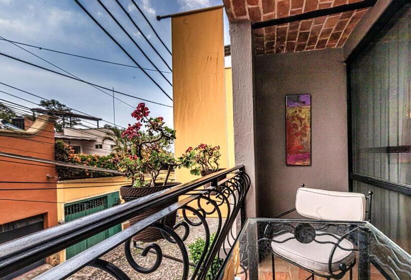 اتاق لوکس با تخت بزرگ, Casa Del Sol Inn