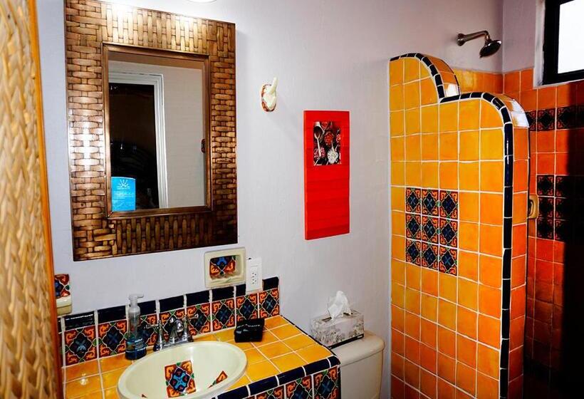 اتاق لوکس با تخت بزرگ, Casa Del Sol Inn