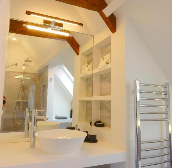 1 Bedroom Penthouse Apartment, Boutique B&b Nassau