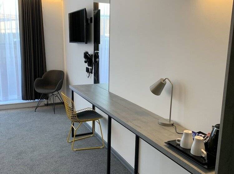 Номер Deluxe, Motel Air Glasgow Airport
