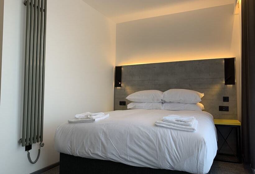 Номер Deluxe, Motel Air Glasgow Airport