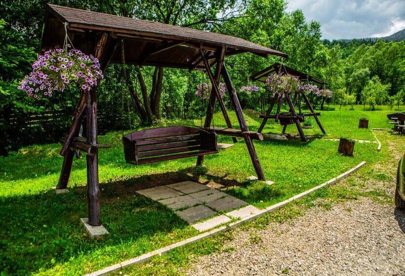 Дом 1 Спальня, Pensiunea Arc Bucovina