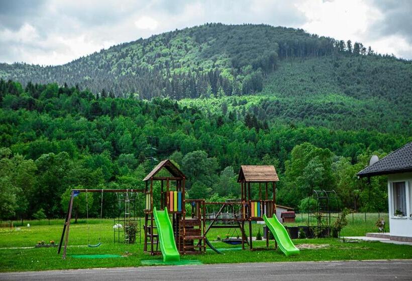 Дом 1 Спальня, Pensiunea Arc Bucovina